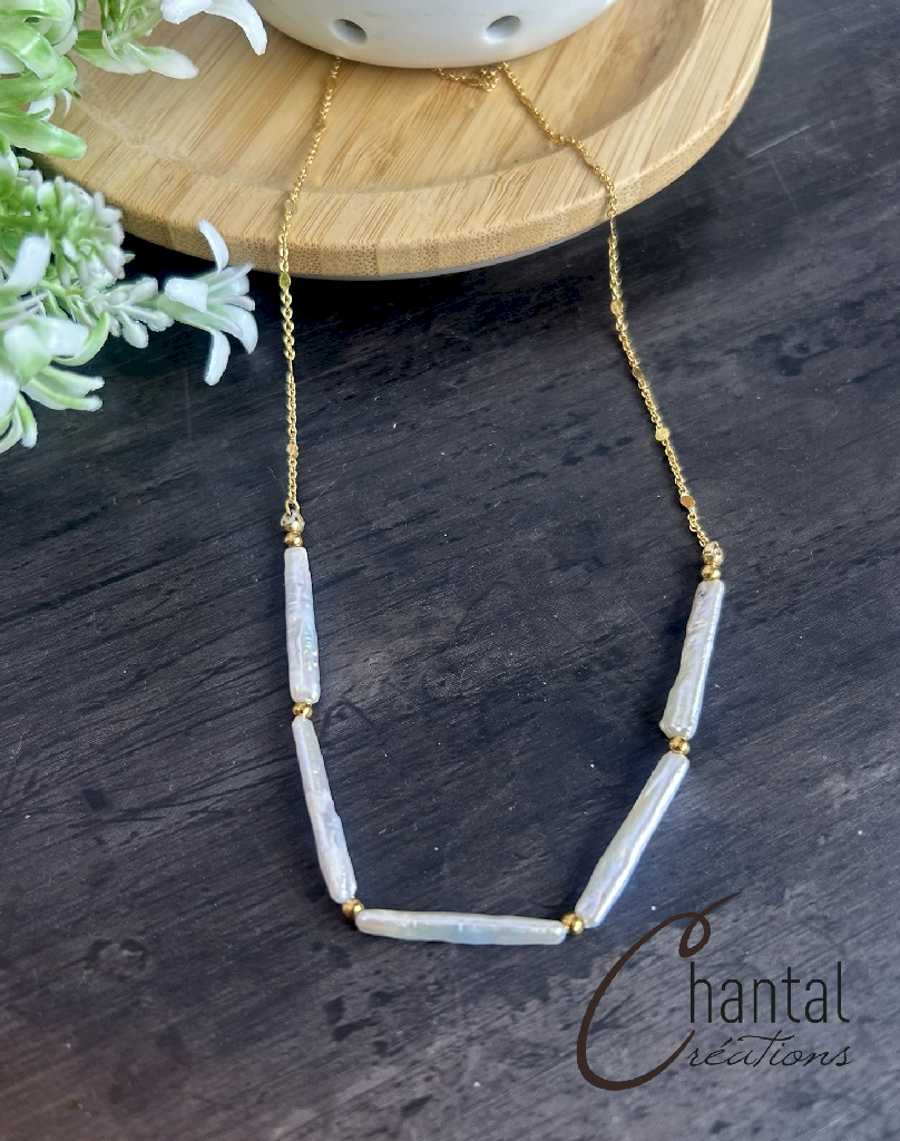 Inaya necklace gold, gold stainless steel, freshwater pearls