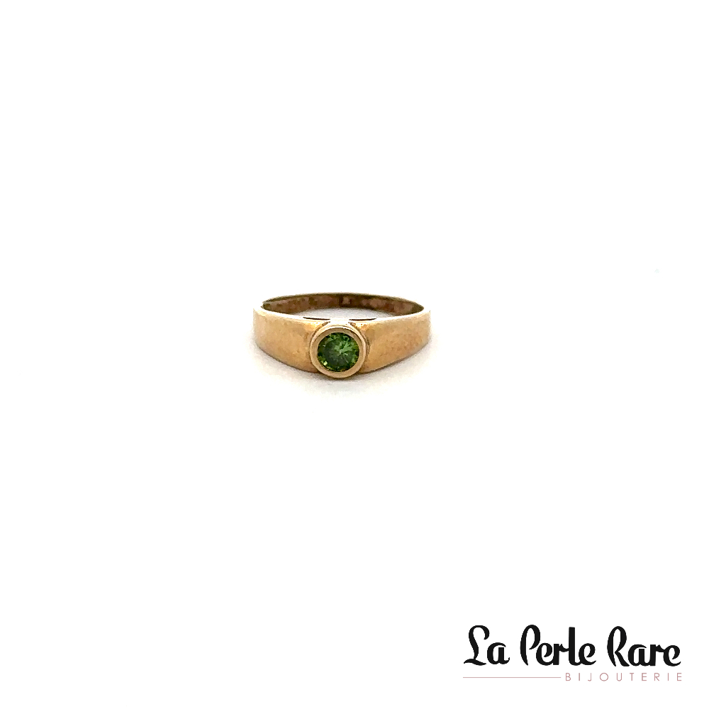 10K Yellow Gold Ring, Green Zircon