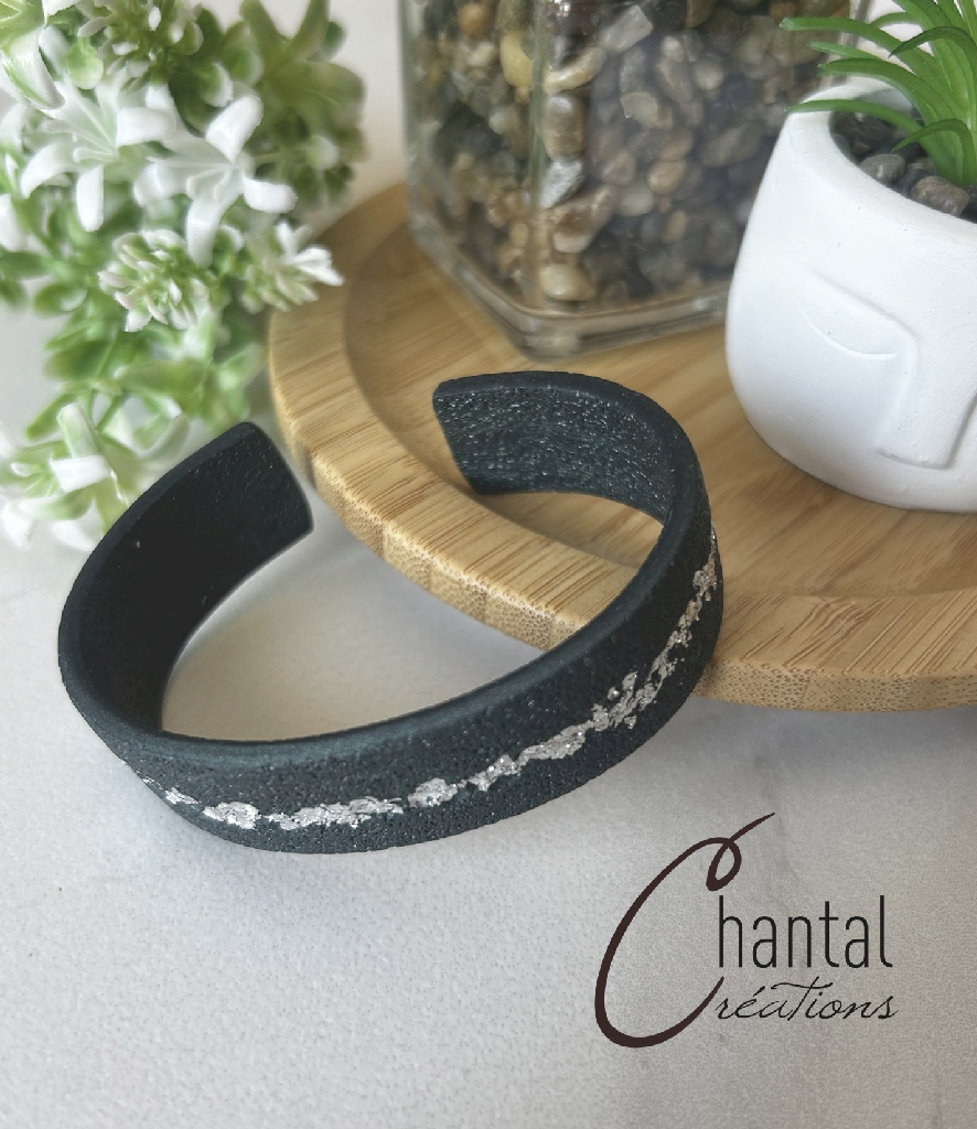 Bracelet manchette ouvert Manijka vert, argile polymère