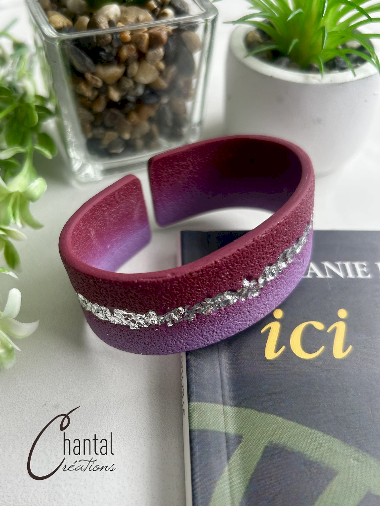 Bracelet manchette ouvert Manijka fuchsia, argile polymère
